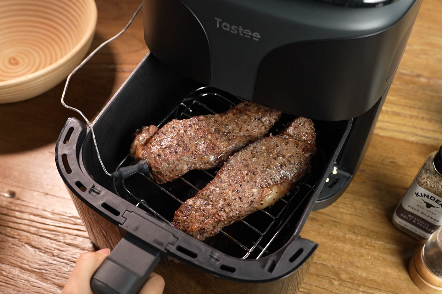 The Best Non-Toxic Air Fryer for a Carnivore Diet
